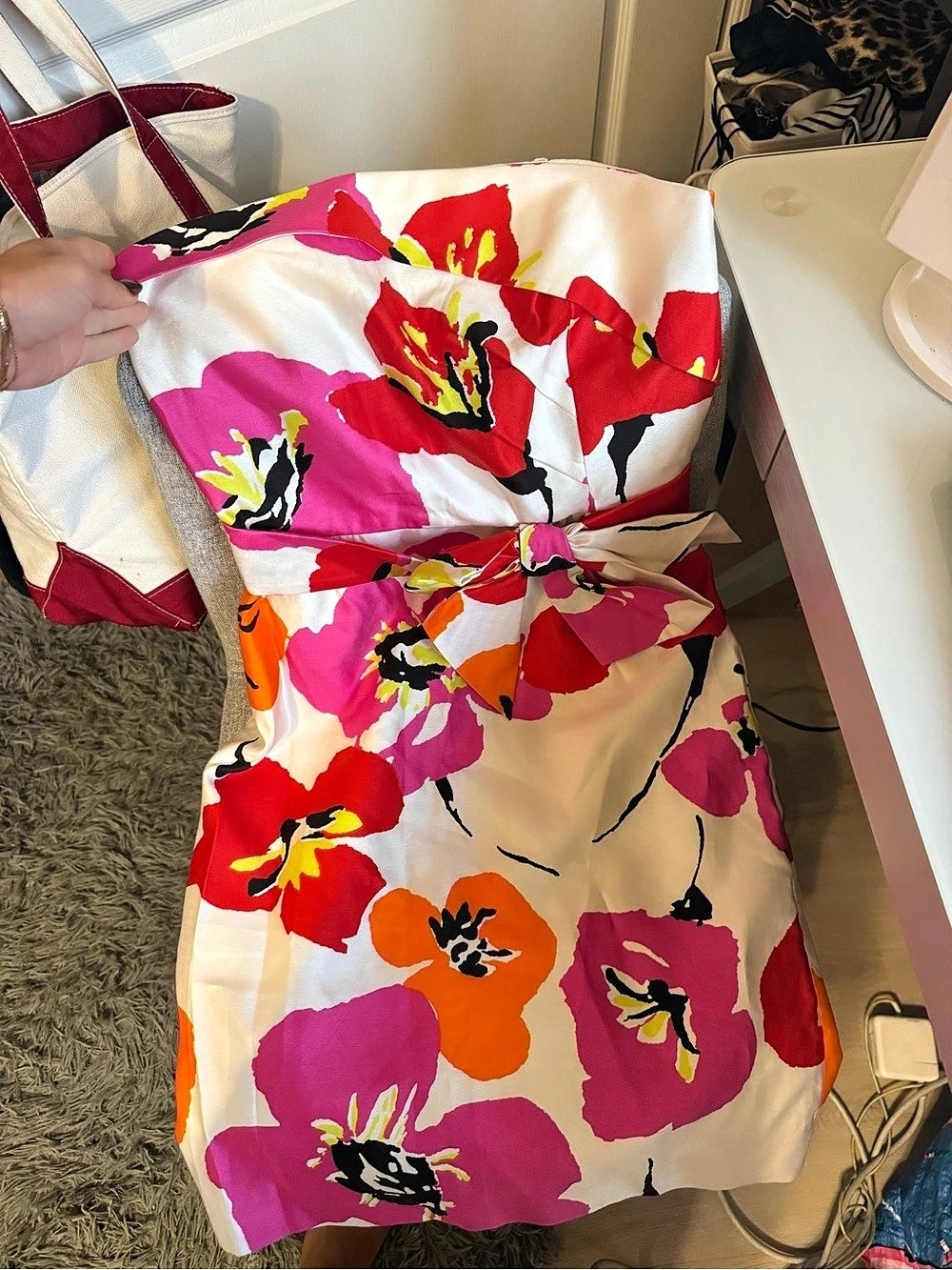 Kate Spade New York Floral Tote in White & Pink Like New